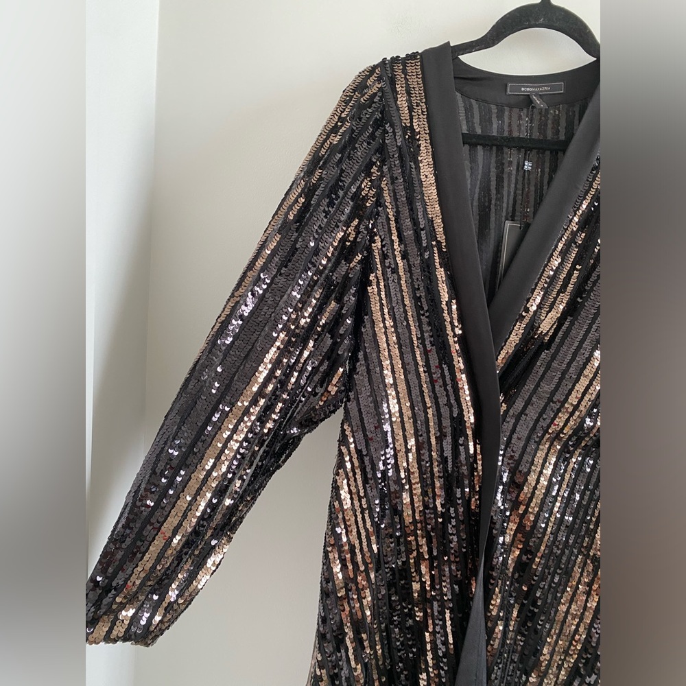 BCBGMaxAzria Black & Gold Sequin Wrap Dress Size Small New With Tag - Picture 7 of 12